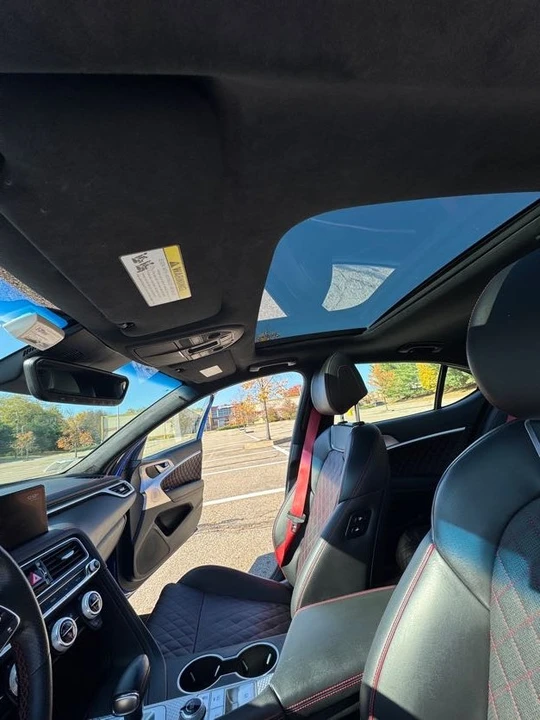 2023 Genesis G70 - Image 4 of 15