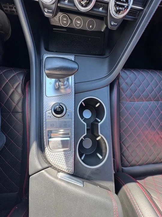 2023 Genesis G70 - Image 9 of 15