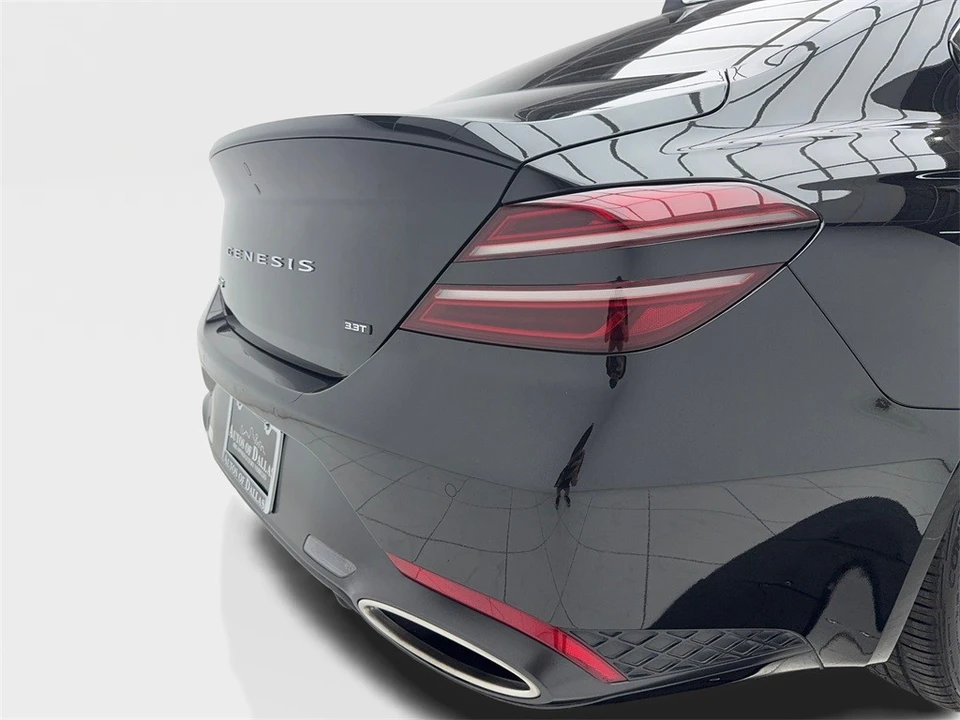 2023 Genesis G70 - Image 9 of 12