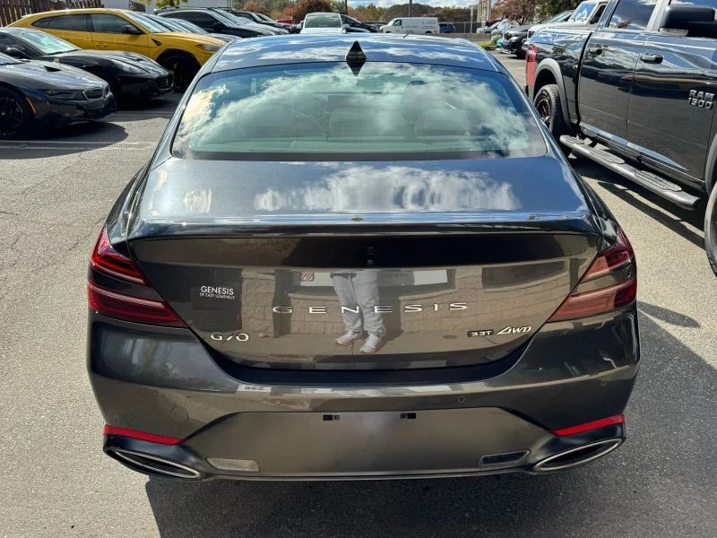 2023 Genesis G70 - Image 5 of 12