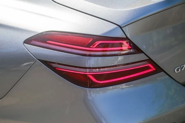 2023 Genesis G70 - Image 8 of 21
