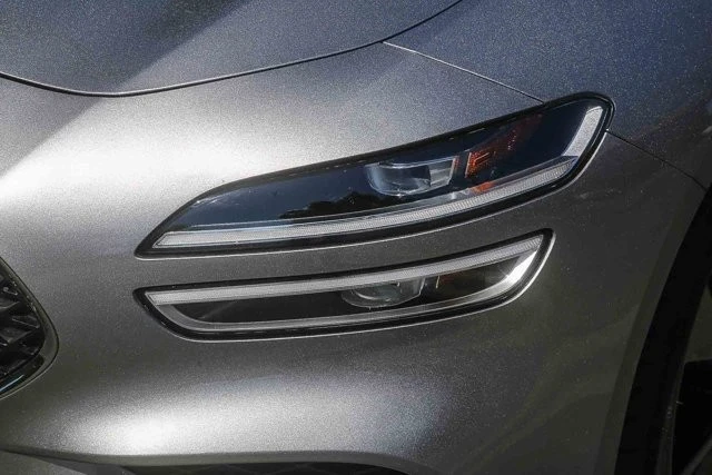 2023 Genesis G70 - Image 7 of 21
