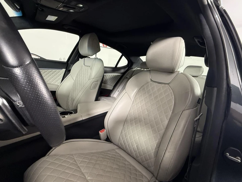 2023 Genesis G70 - Image 18 of 21