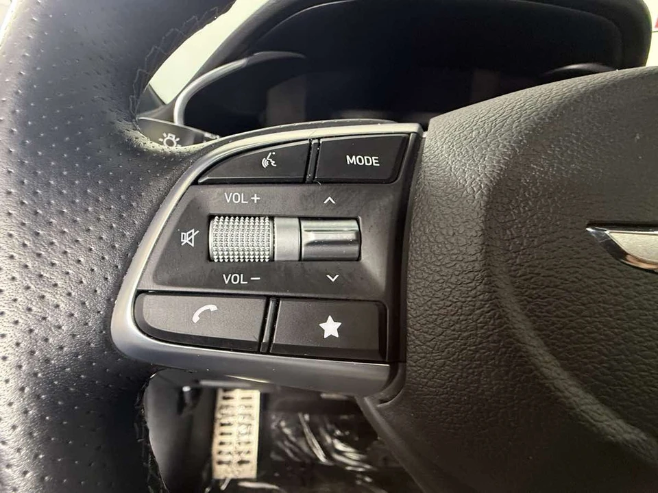 2023 Genesis G70 - Image 21 of 21