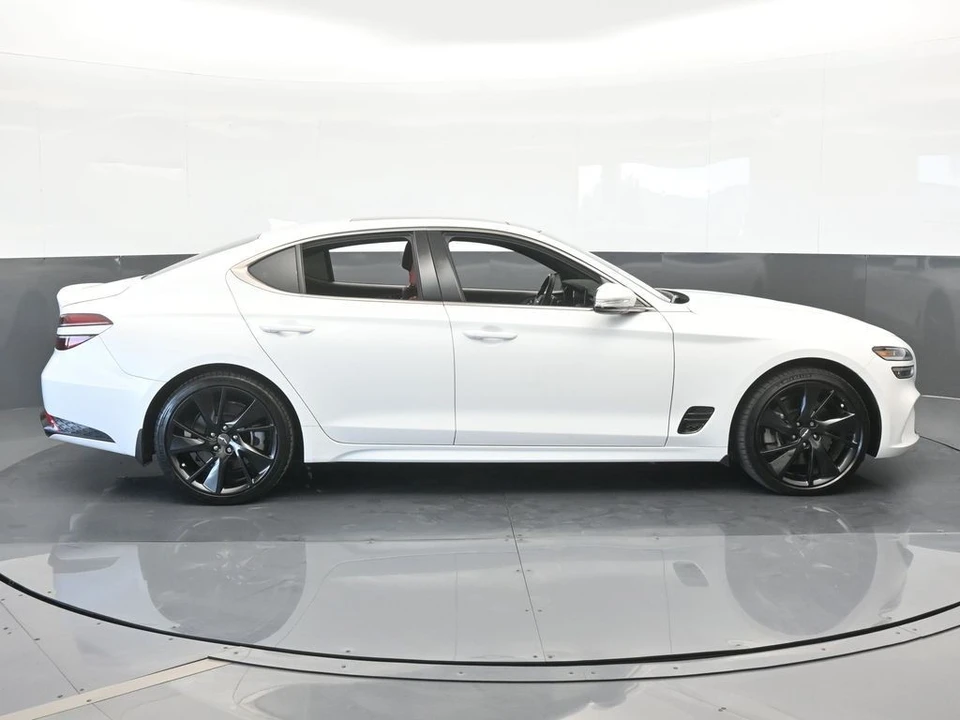 2023 Genesis G70 - Image 7 of 12