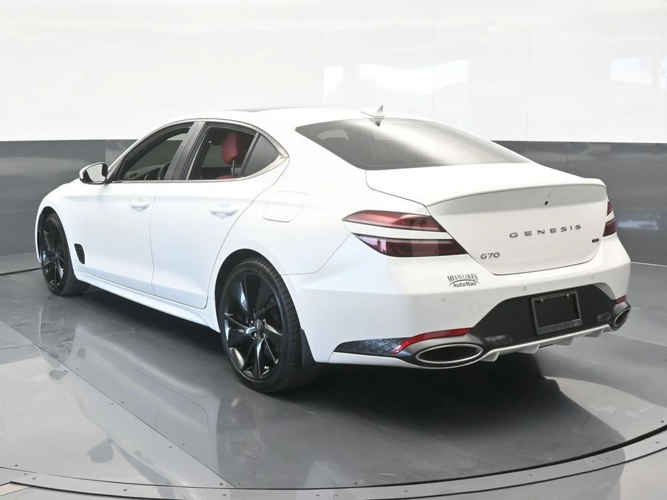 2023 Genesis G70 - Image 4 of 12