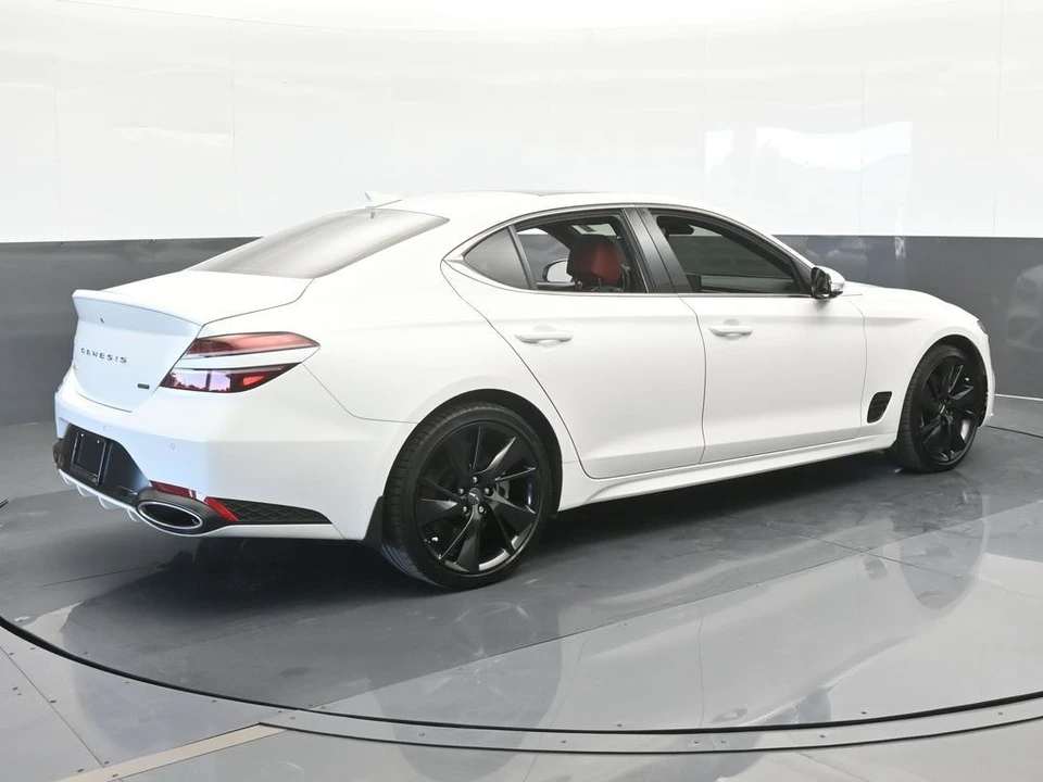 2023 Genesis G70 - Image 6 of 12