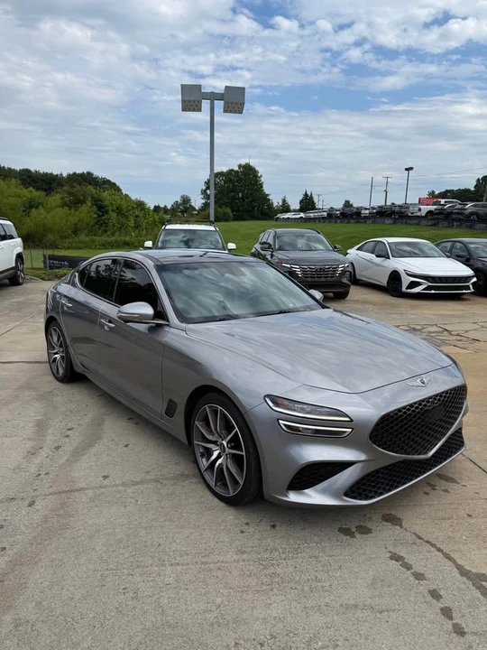 2023 Genesis G70 - Image 2 of 9