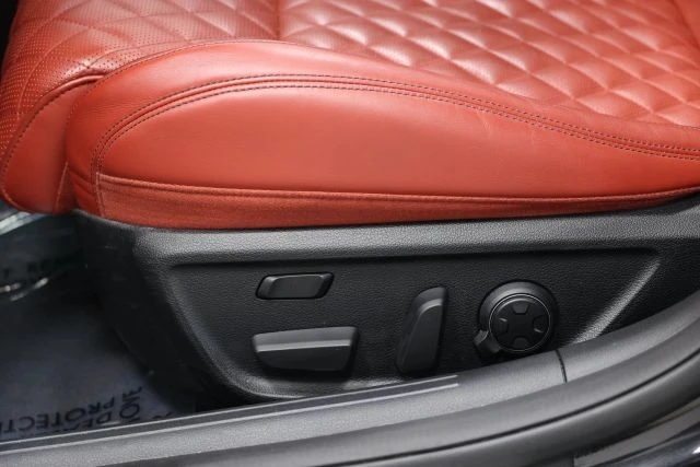 2023 Genesis G70 - Image 13 of 21