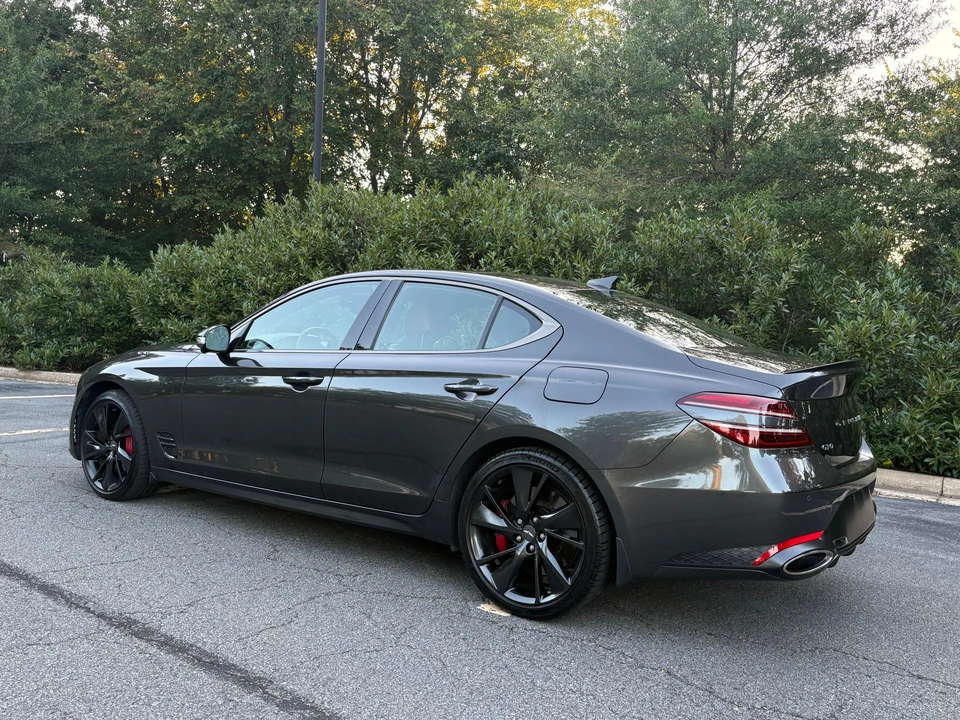 2023 Genesis G70 - Image 10 of 31