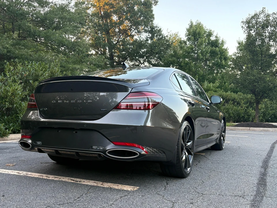2023 Genesis G70 - Image 12 of 31