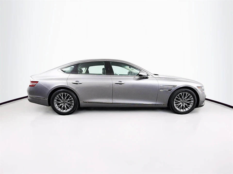 2023 Genesis G80 - Image 9 of 12