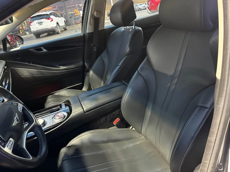 2023 Genesis G80 - Image 7 of 10