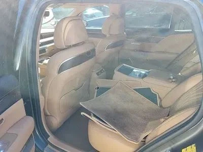 2023 Genesis G90 - Image 5 of 8
