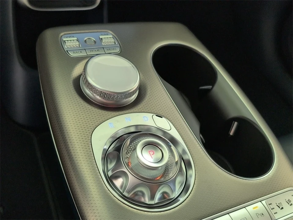 2023 Genesis GV60 - Image 20 of 21