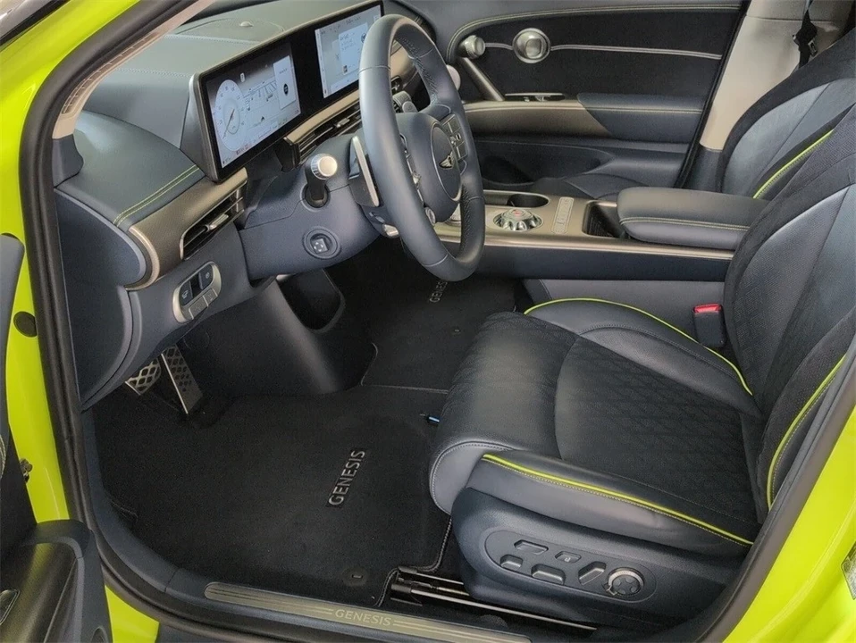 2023 Genesis GV60 - Image 5 of 12