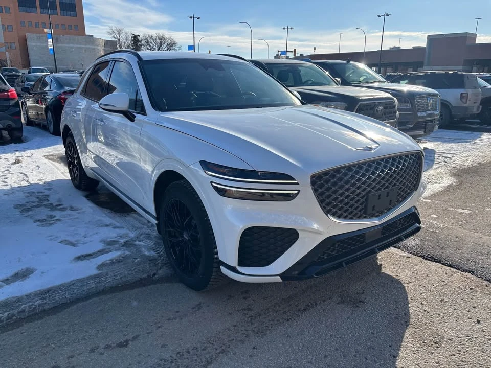 2023 Genesis GV70 - Image 2 of 9