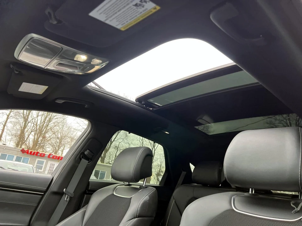 2023 Genesis GV70 - Image 8 of 21