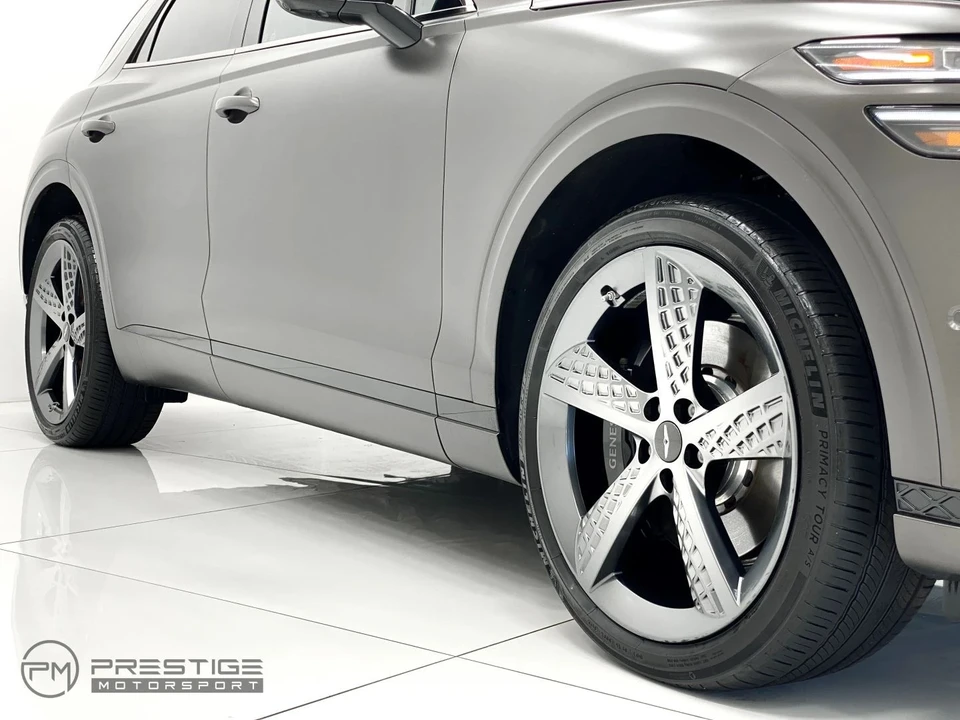 2023 Genesis GV70 - Image 13 of 21