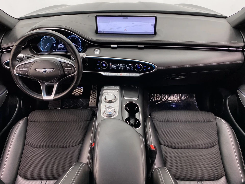 2023 Genesis GV70 - Image 19 of 21
