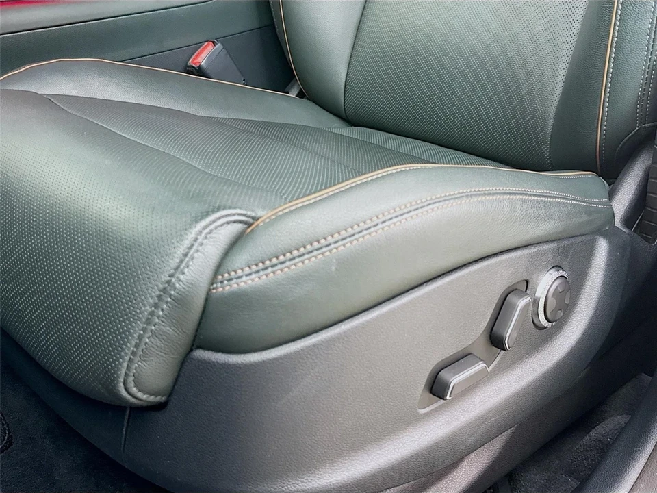 2023 Genesis GV70 - Image 20 of 21
