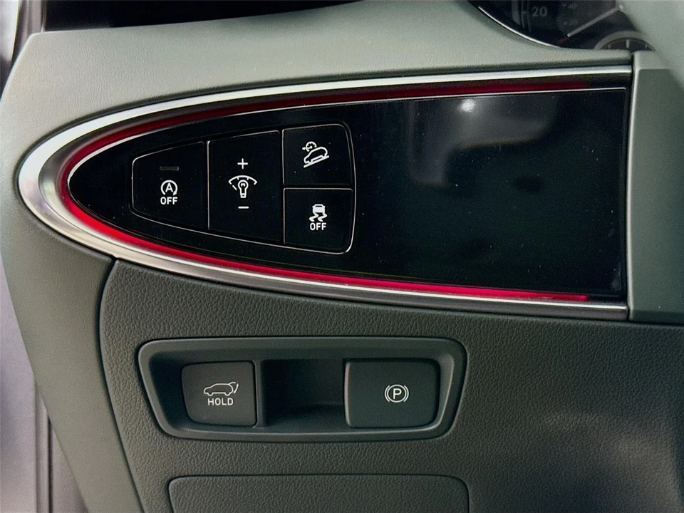 2023 Genesis GV70 - Image 10 of 21