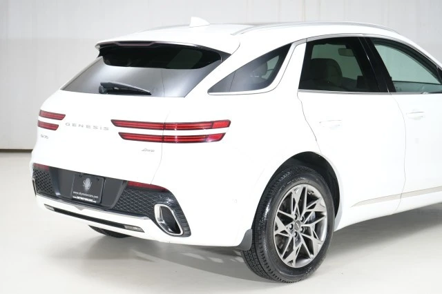 2023 Genesis GV70 - Image 18 of 21