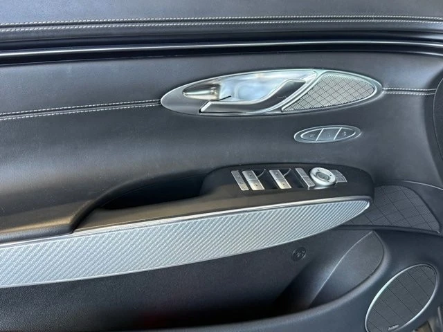 2023 Genesis GV70 - Image 19 of 21