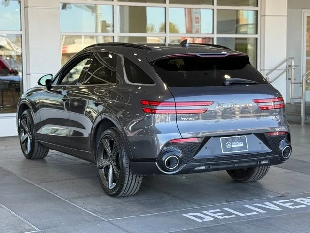 2023 Genesis GV70 - Image 9 of 12