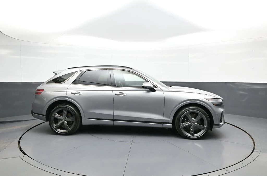 2023 Genesis GV70 - Image 5 of 12