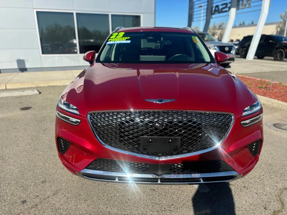 2023 Genesis GV70 - Image 2 of 17