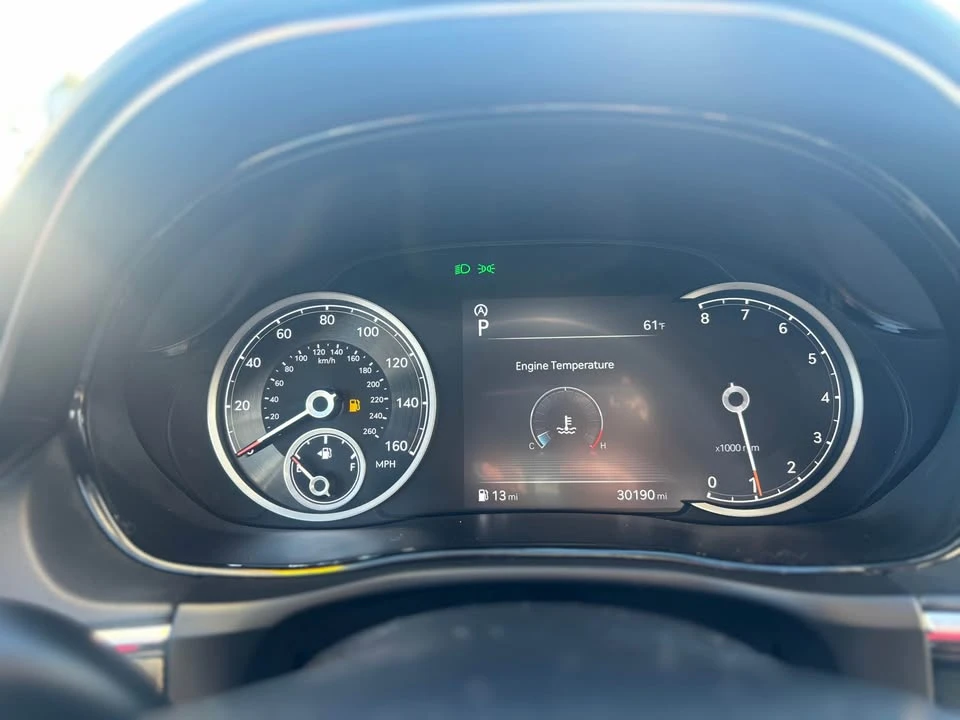 2023 Genesis GV70 - Image 12 of 17