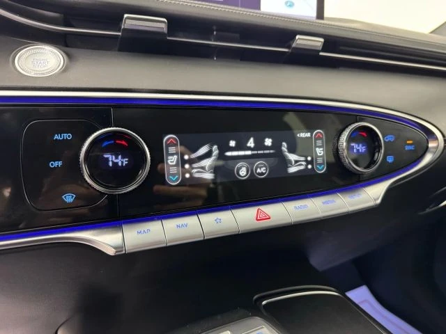 2023 Genesis GV70 - Image 21 of 21