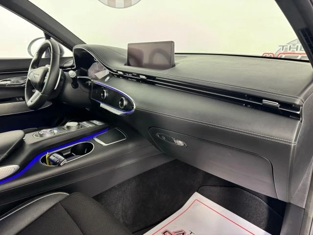 2023 Genesis GV70 - Image 12 of 21