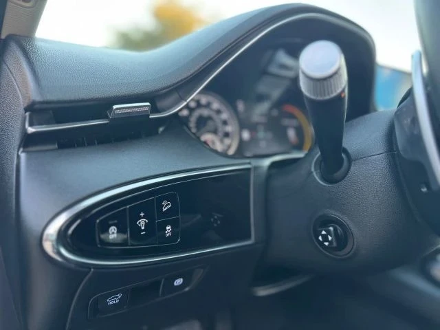 2023 Genesis GV70 - Image 12 of 21
