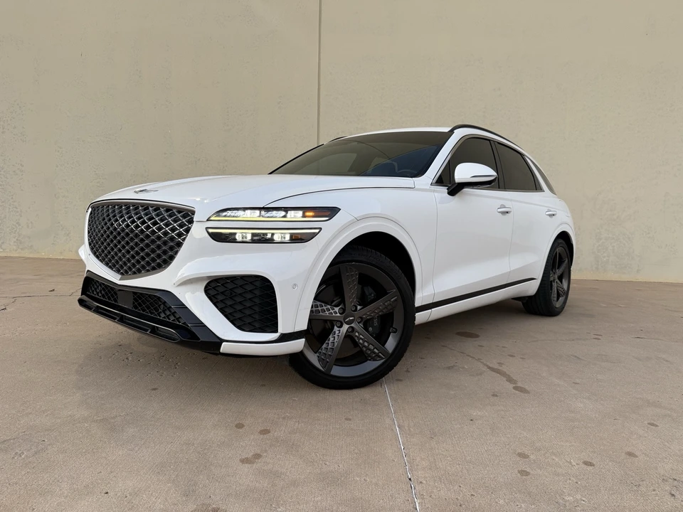 2023 Genesis GV70 - Image 7 of 21