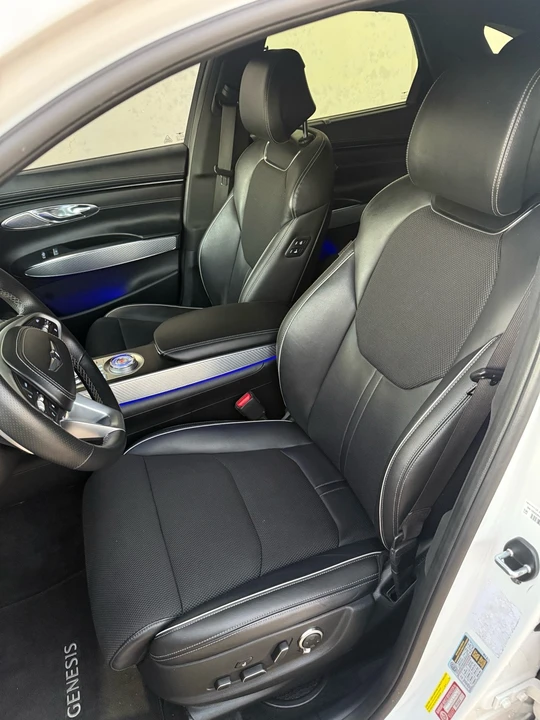 2023 Genesis GV70 - Image 20 of 21