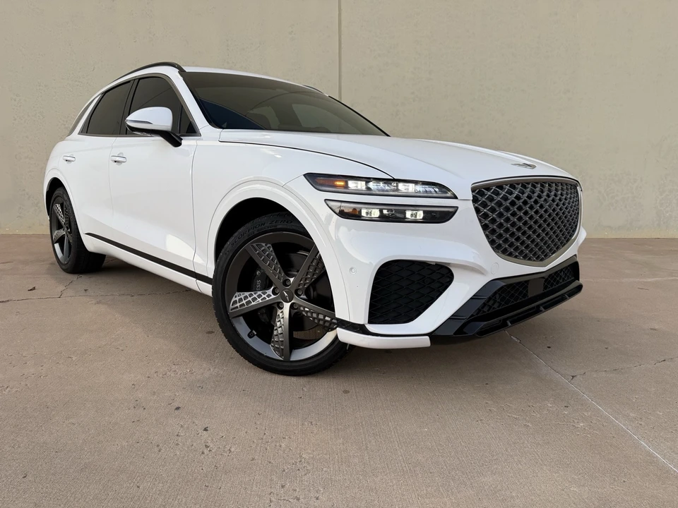 2023 Genesis GV70 - Image 4 of 21