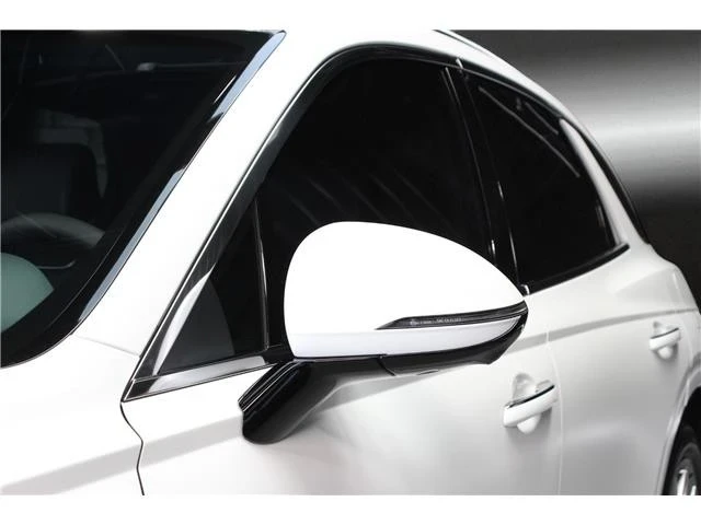 2023 Genesis GV70 - Image 20 of 21
