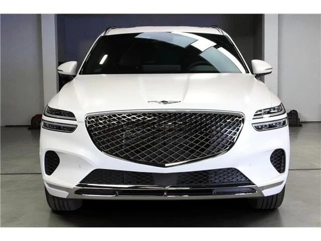 2023 Genesis GV70 - Image 8 of 21