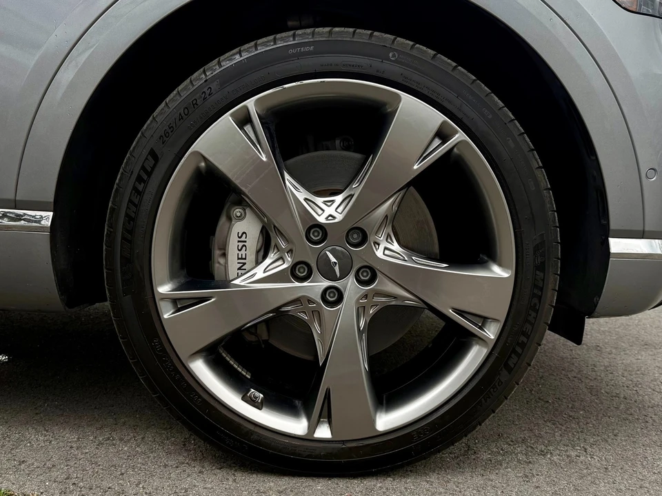 2023 Genesis GV80 - Image 11 of 21