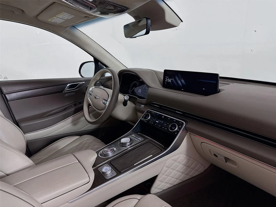 2023 Genesis GV80 - Image 18 of 21