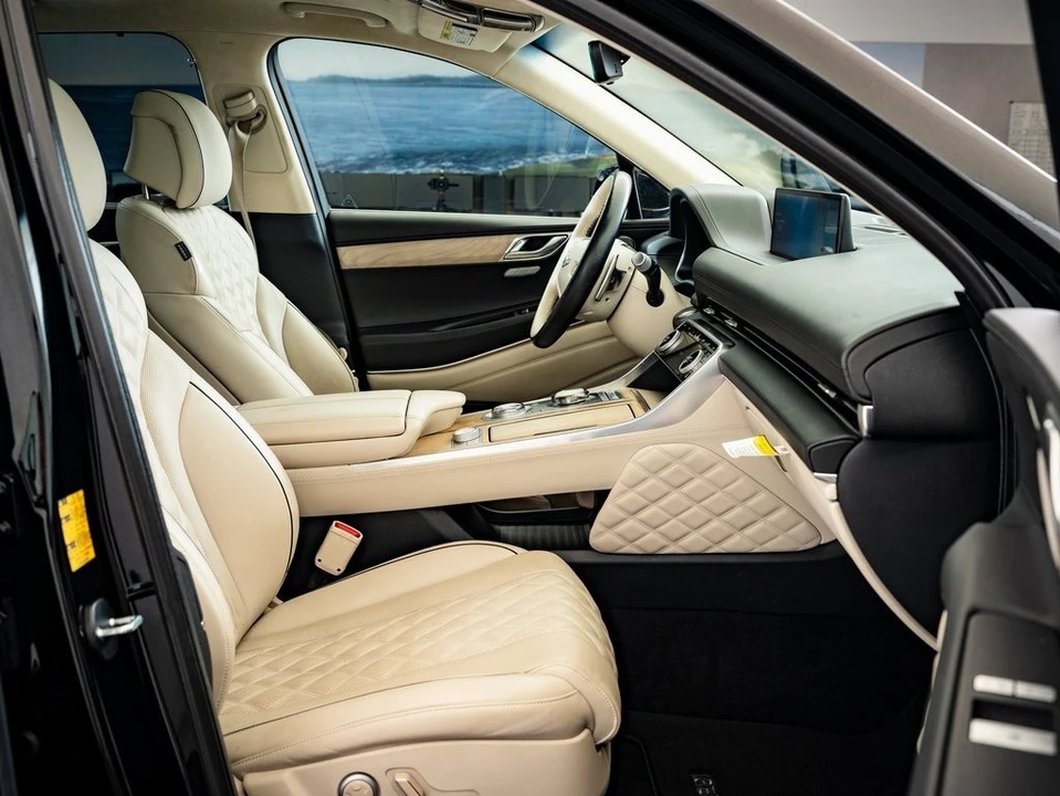 2023 Genesis GV80 - Image 21 of 21