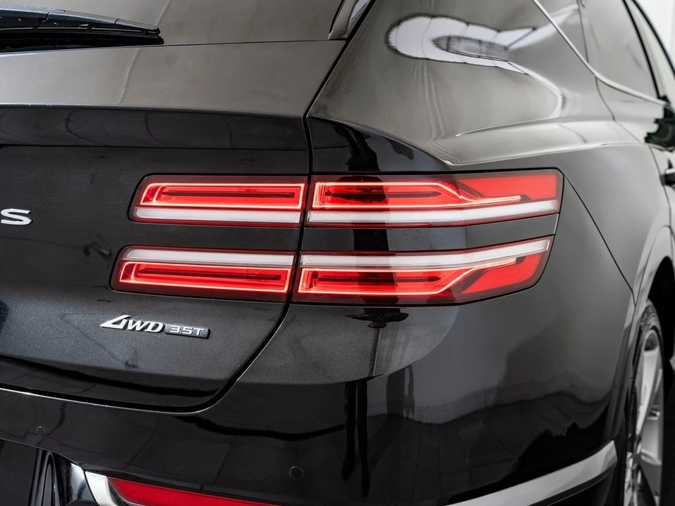 2023 Genesis GV80 - Image 9 of 21