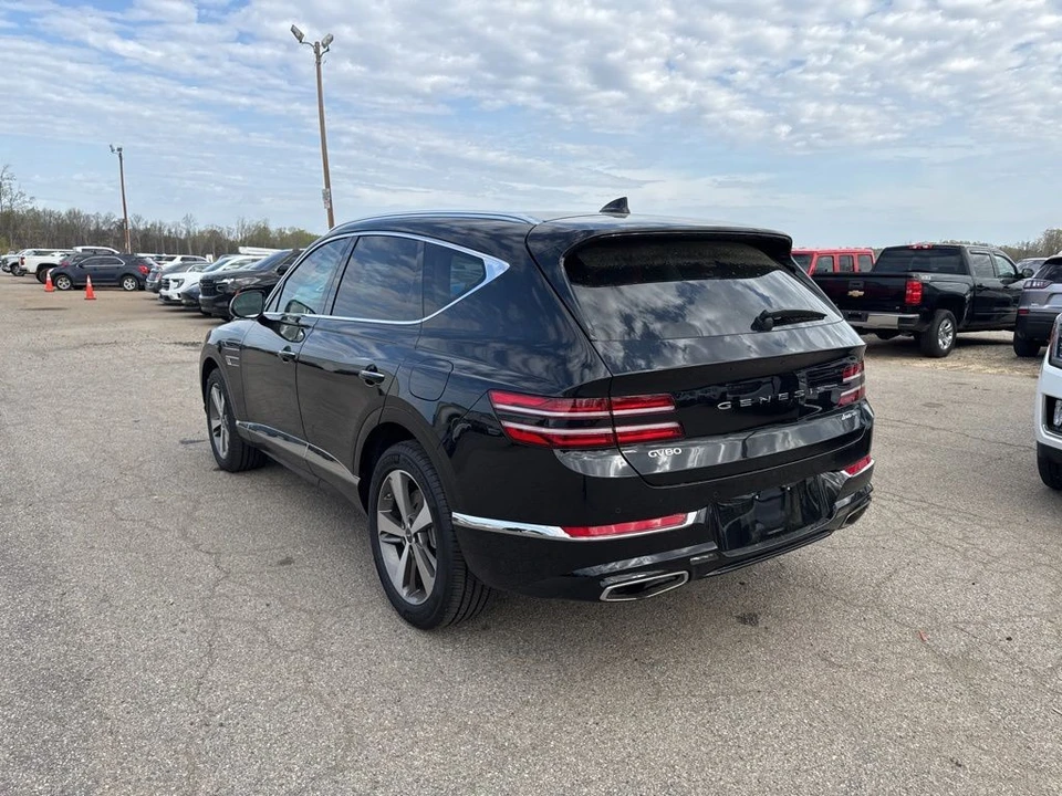 2023 Genesis GV80 - Image 2 of 8