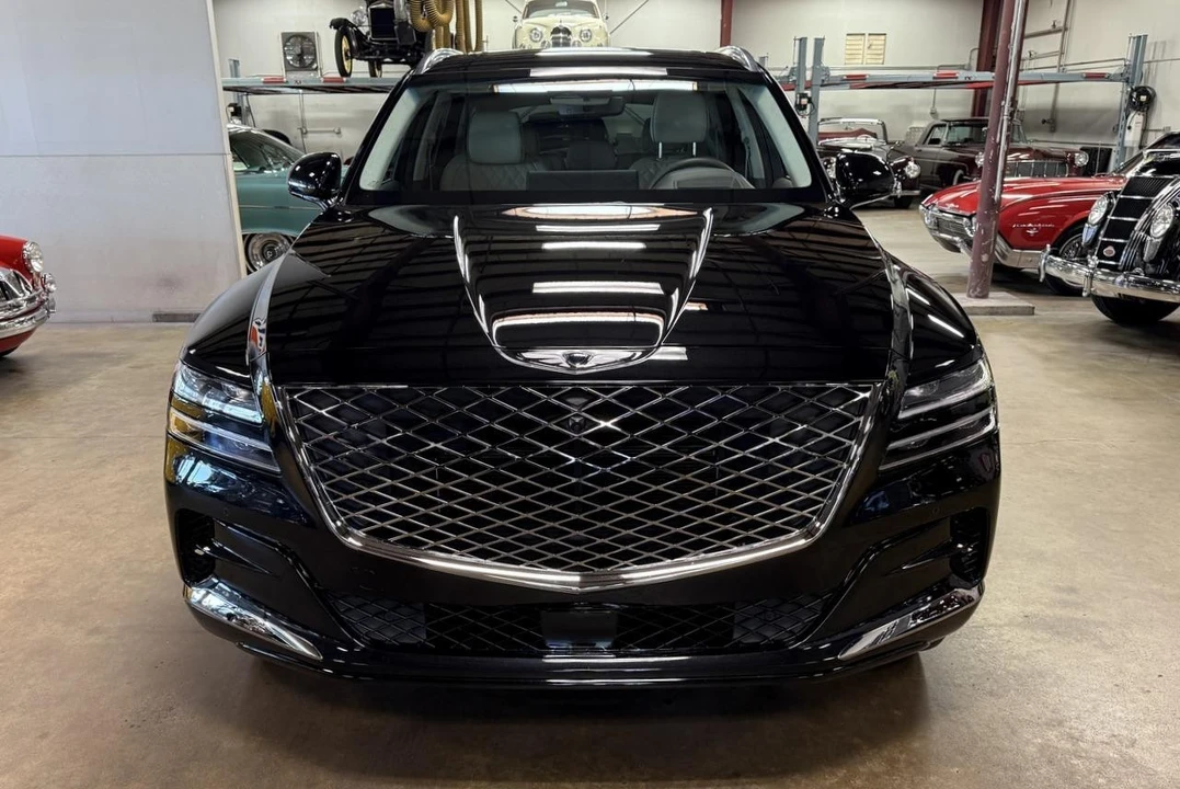 2023 Genesis GV80 - Image 2 of 12