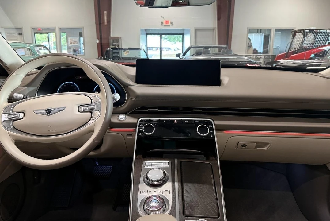 2023 Genesis GV80 - Image 9 of 12