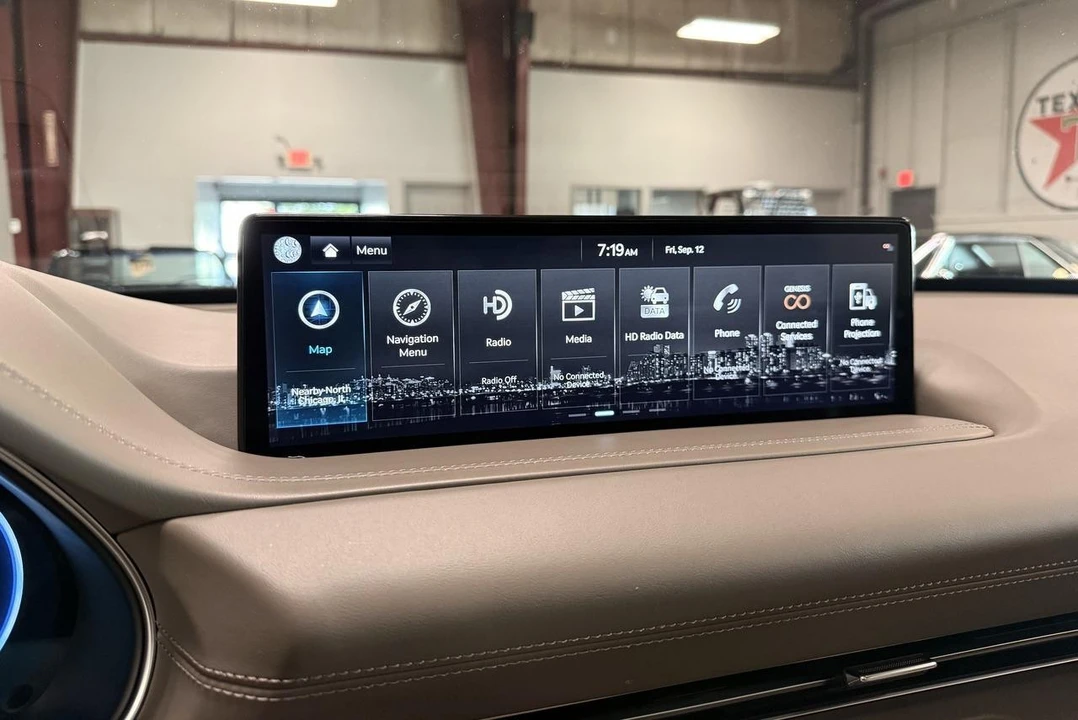 2023 Genesis GV80 - Image 11 of 12