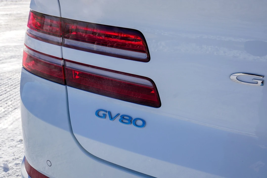 2023 Genesis GV80 - Image 19 of 21