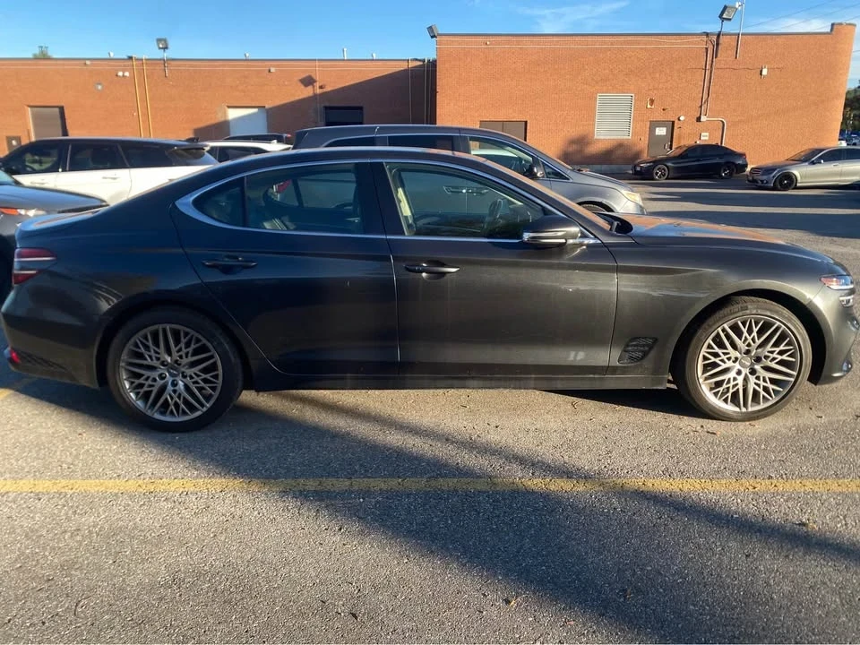 2023 Genesis G70 - Image 3 of 17